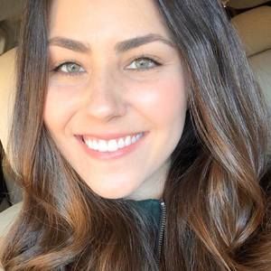 Meet your Posher, Arielle